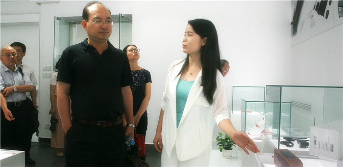 1562828814433209.png 图片17.png