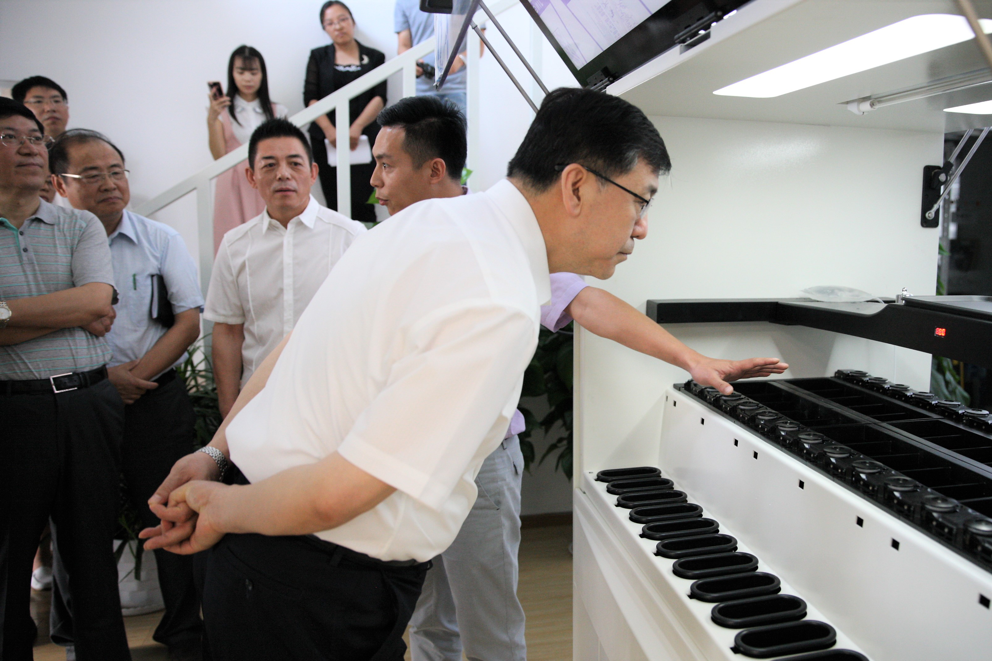 1562897629436571.png 图片2.png